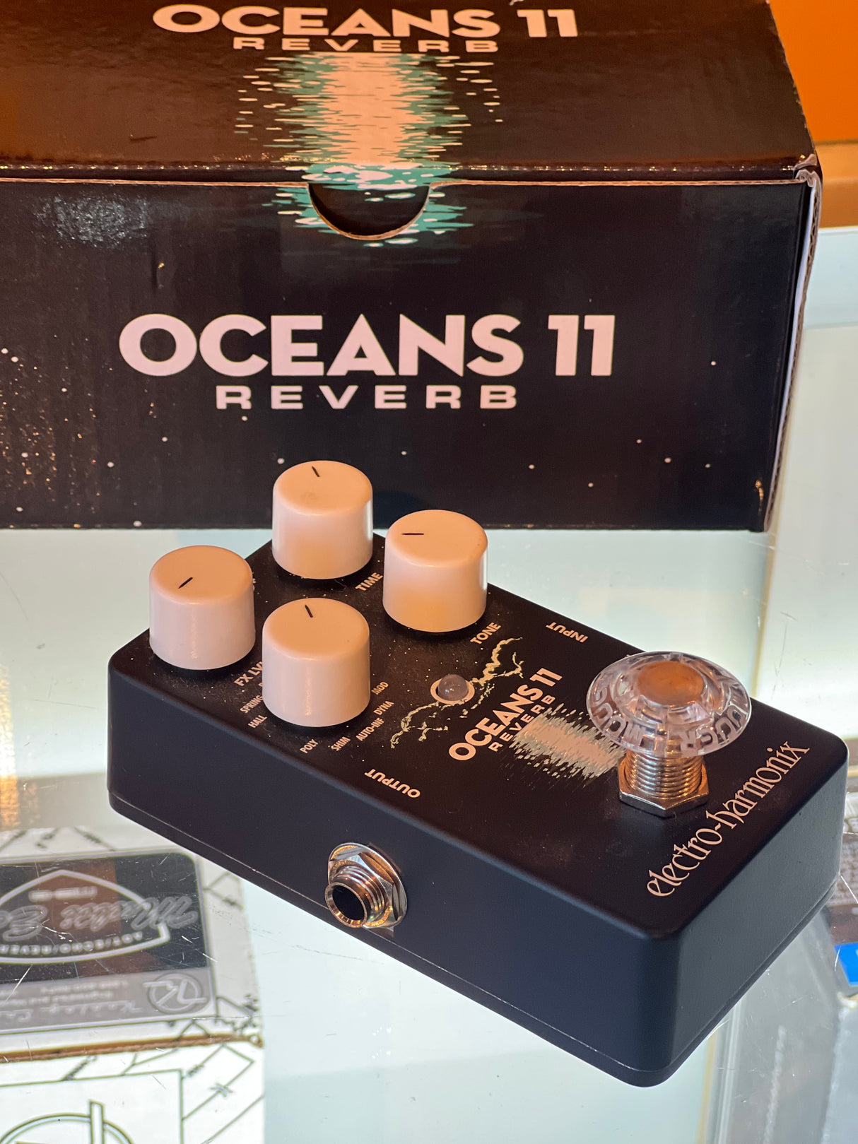Used Electro Harmonix Oceans 11 Reverb Pedal