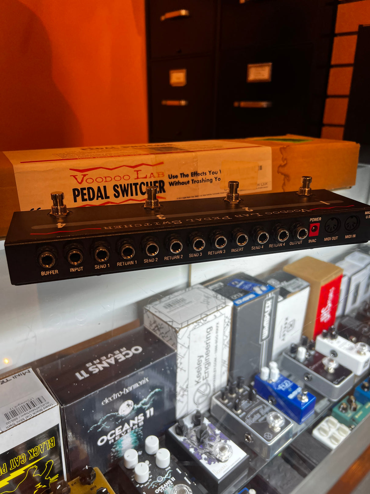 Used Voodoo Lab Pedal Switcher