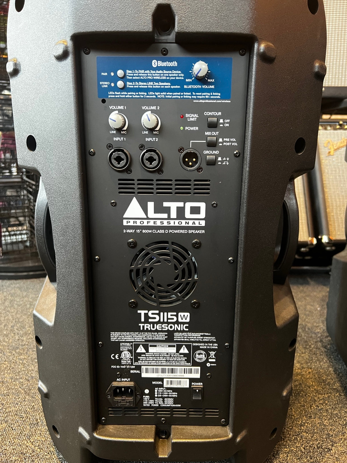 Used Alto TS115w Professional 2-Way 15" Class D 800w Powered Speakers - Bluetooth (Pair)