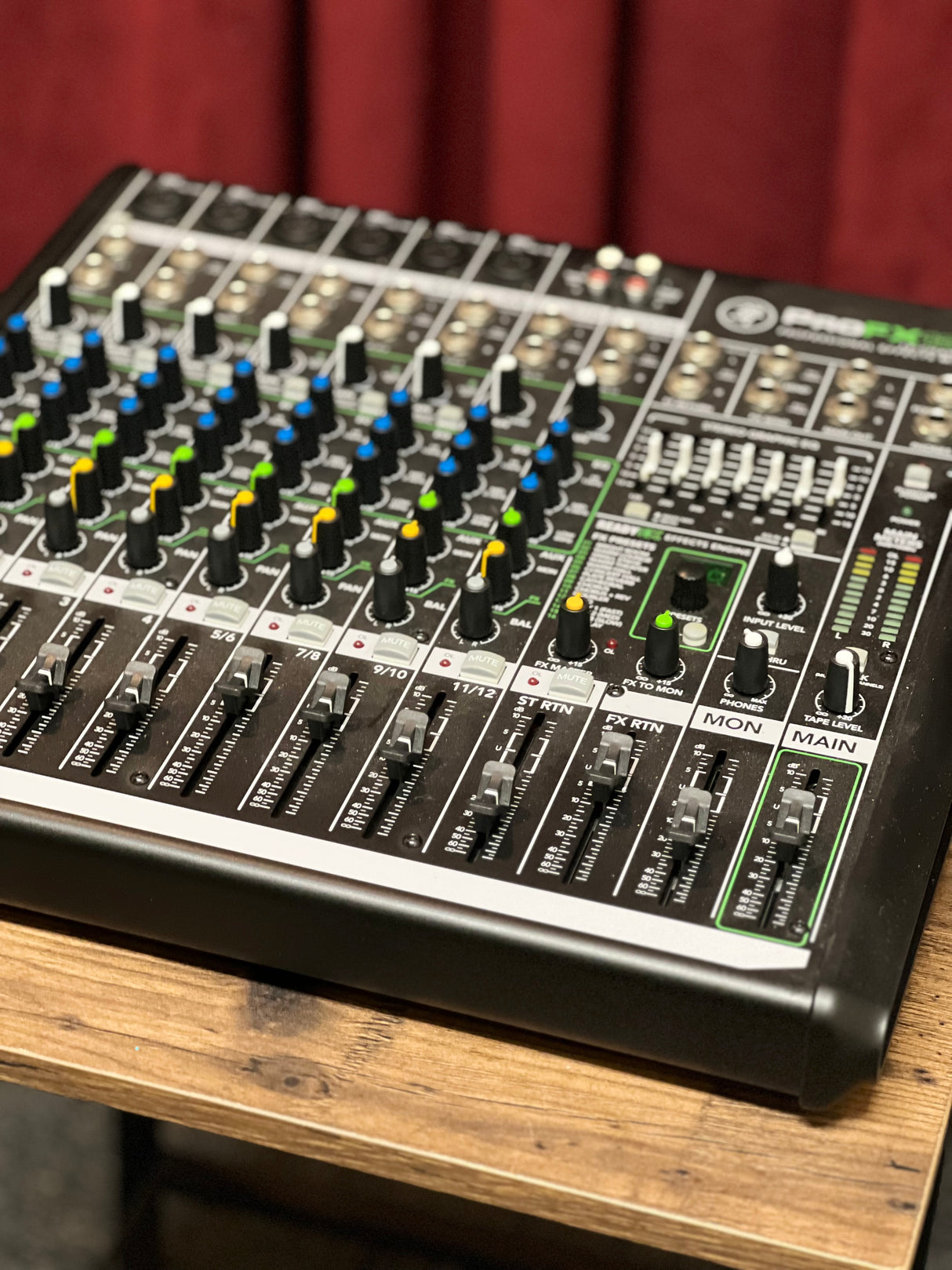 Used Mackie ProFX12 V2 12-Channel Effects Mixer