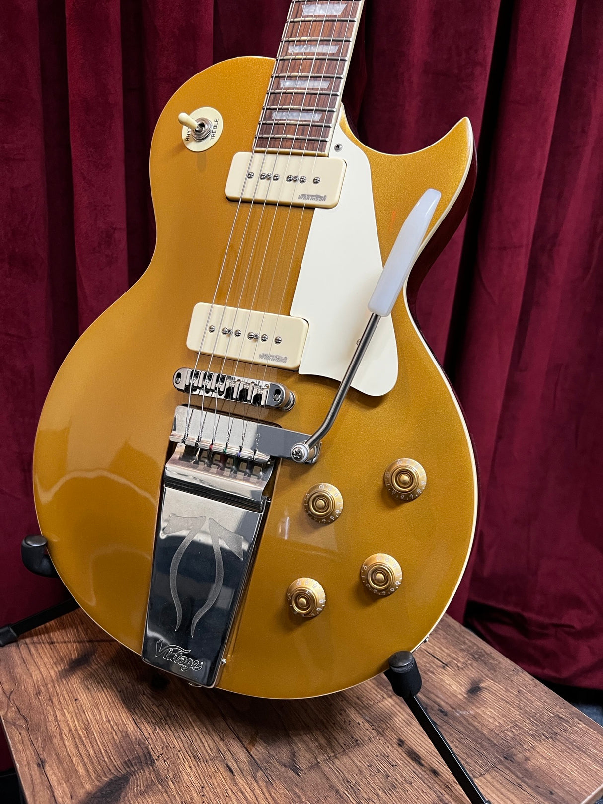 Used 2016 Vintage V100MU Gold Top Midge UR LP P-90's