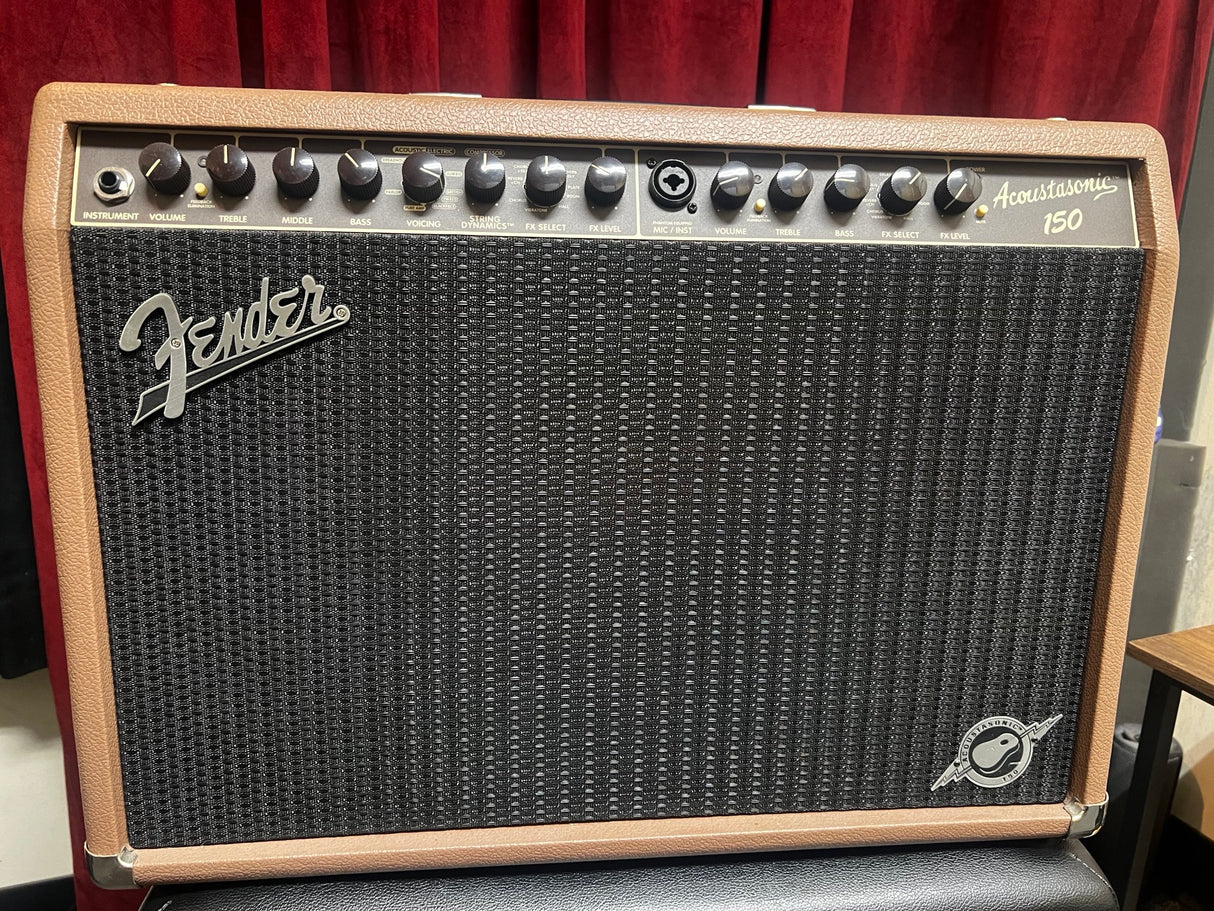 Used Fender Acoustasonic 150 Amp w/Pedal