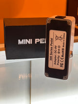 Used Mint Condition Rowin Noise Gate with Mooer Pedal Topper