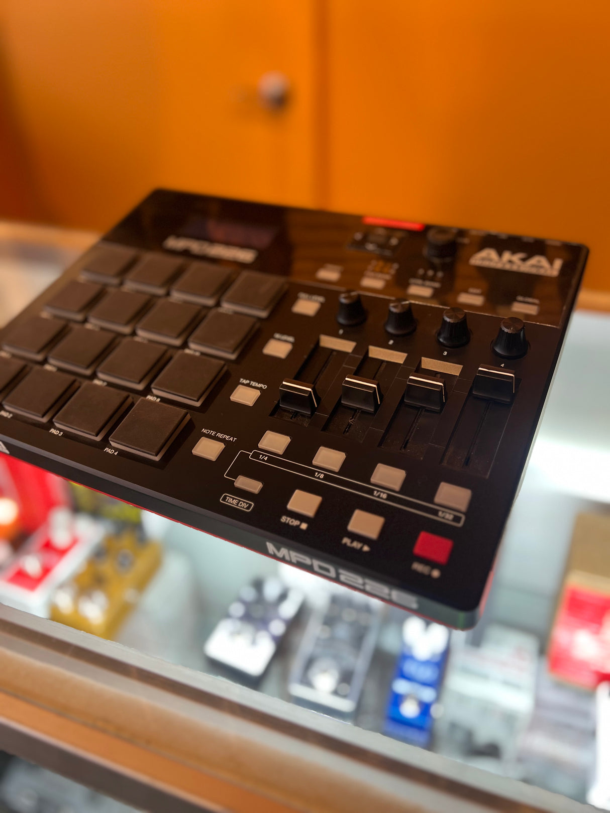 Used Akai MPD 226 Touch Pad