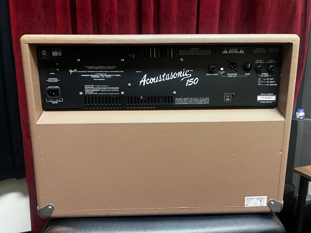 Used Fender Acoustasonic 150 Amp w/Pedal